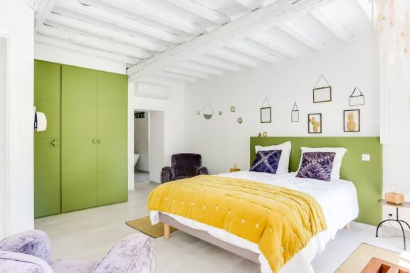 Mas Adrien,  Jolie maison avec piscine, pour 8 personnes
