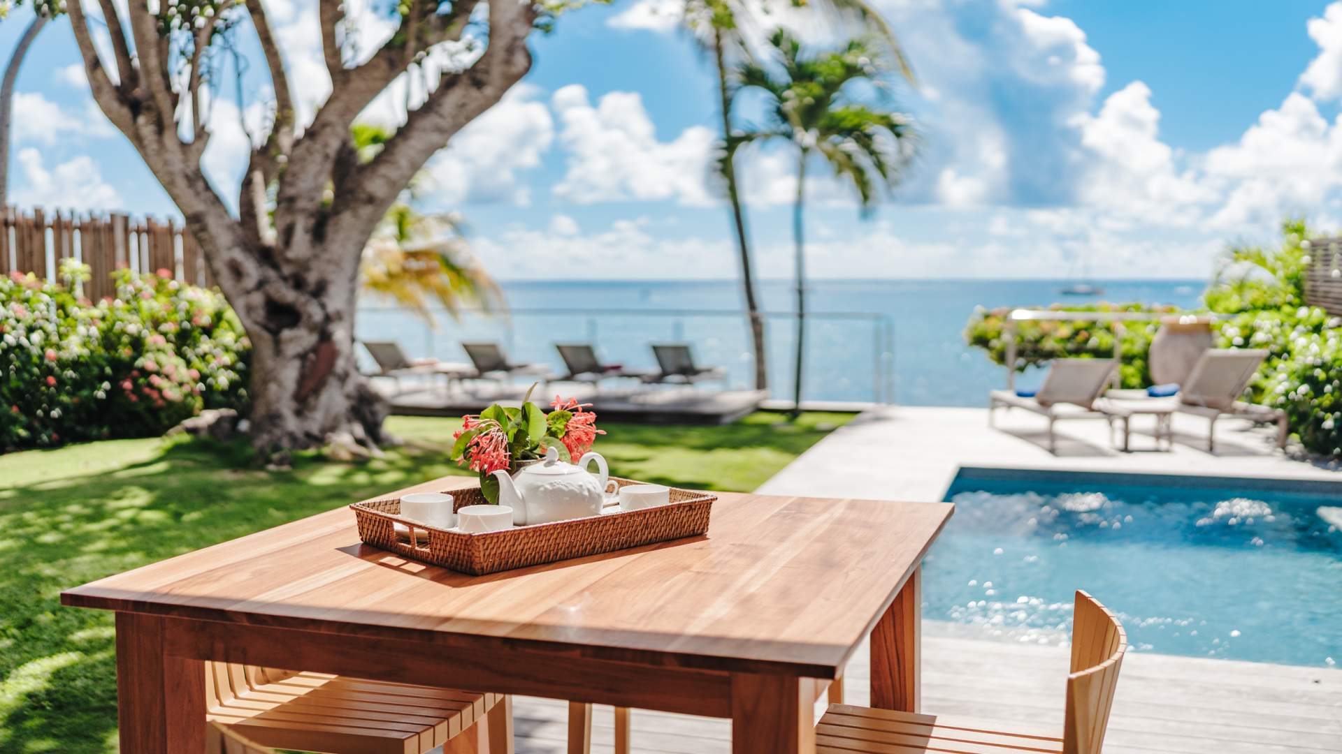 Louez une villa en Guadeloupe les pieds dans l'eau