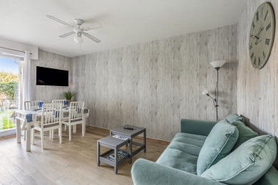 Pièce à vivre avec salon et salle à manger