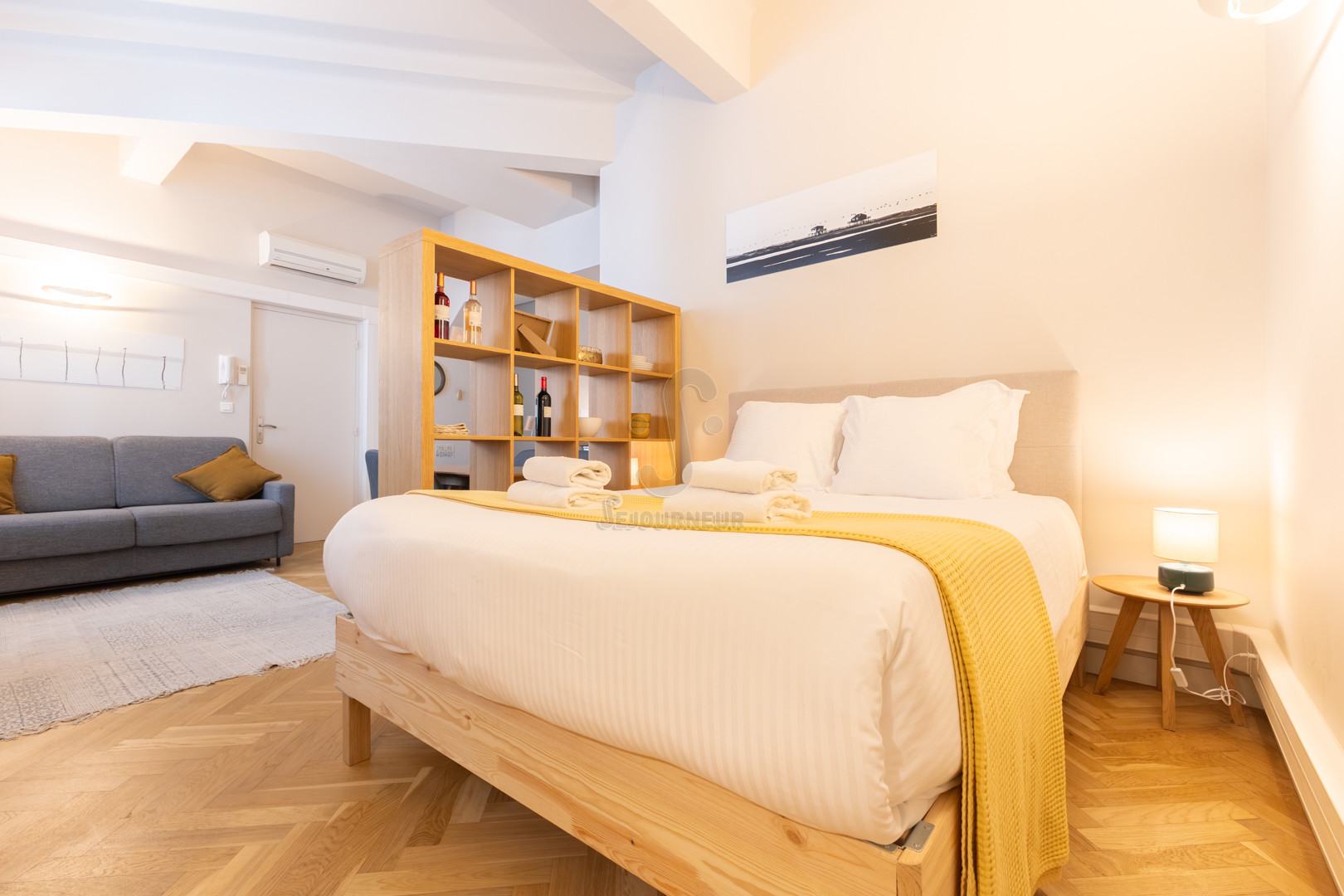Les Suites #02 – BDX
