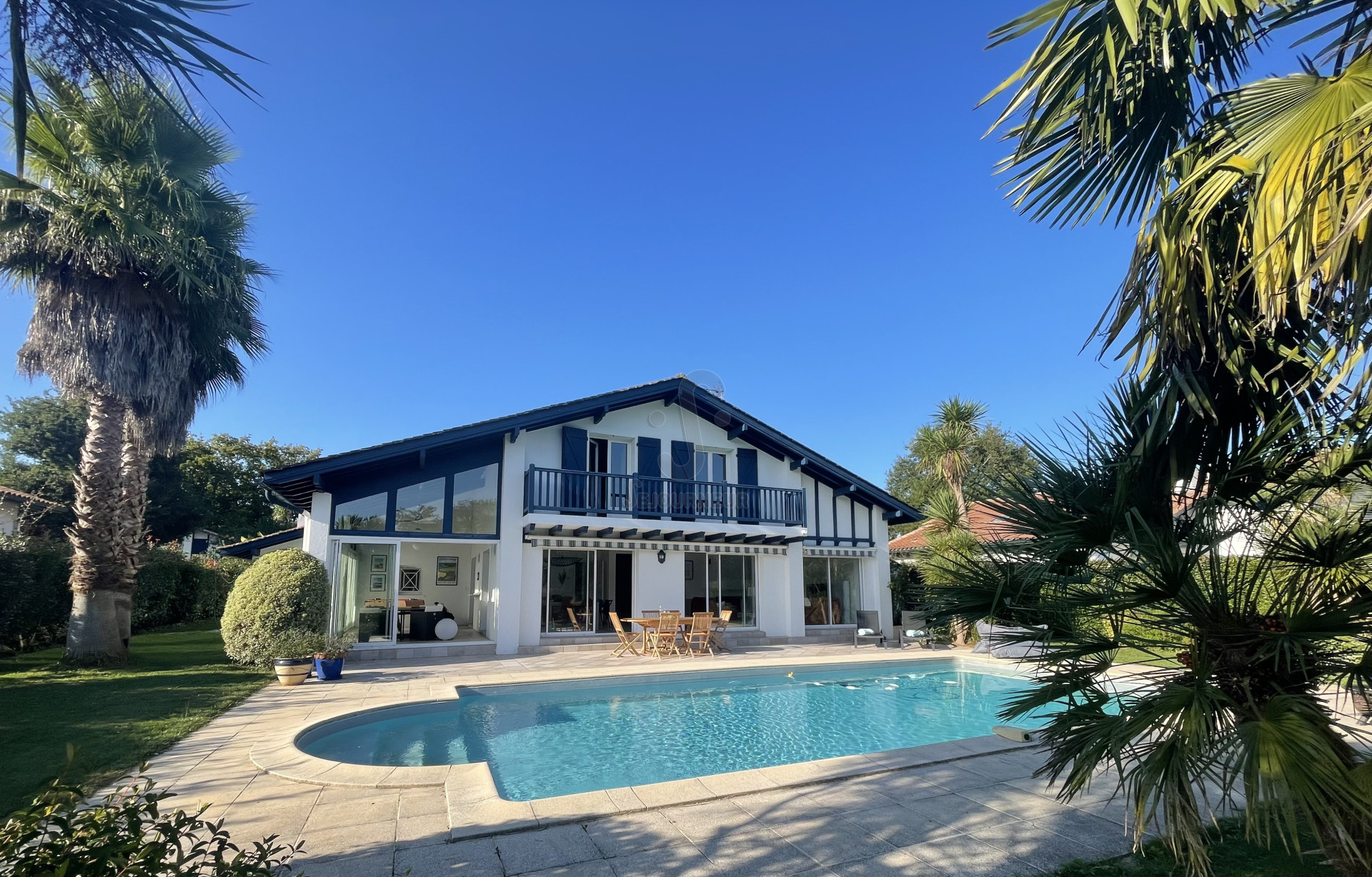 Villa Makila – LCB