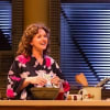 Dervla Kirwan as Frankie
