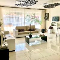 Estetica Hollywood CLÍNICA DE ESTÉTICA / SPA Estetica Hollywood CLÍNICA DE ESTÉTICA / SPA
