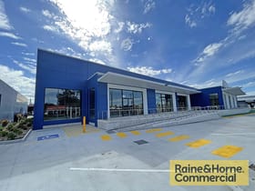 Shop & Retail commercial property for lease at 2/666 Gympie Road Lawnton QLD 4501
