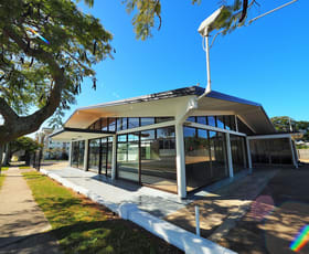 Showrooms / Bulky Goods commercial property leased at 444  Oxley Avenue Redcliffe QLD 4020