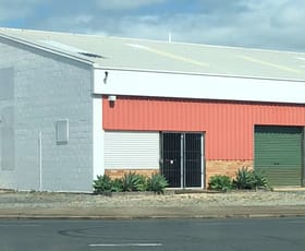 Factory, Warehouse & Industrial commercial property leased at 9 McCulloch Street North Mackay QLD 4740