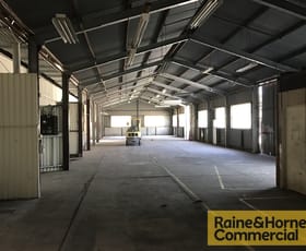 Showrooms / Bulky Goods commercial property leased at 4 & 5/312 Evans Road Salisbury QLD 4107
