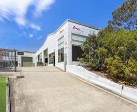 Showrooms / Bulky Goods commercial property leased at Bay 4/11 Waverley Drive Unanderra NSW 2526