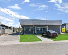 Factory, Warehouse & Industrial commercial property leased at 15 Yarrowee Street Currajong QLD 4812