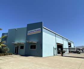 Showrooms / Bulky Goods commercial property leased at 6 Lawson Street Parkhurst QLD 4702
