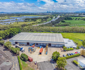 Factory, Warehouse & Industrial commercial property leased at 2, 95 Raubers Road Northgate QLD 4013