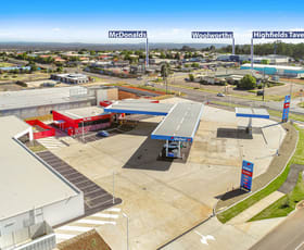 Showrooms / Bulky Goods commercial property leased at Tenancy 4/67 Highfields Road Highfields QLD 4352