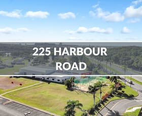 Showrooms / Bulky Goods commercial property for sale at 225 Harbour Road Mackay QLD 4740