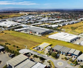 Factory, Warehouse & Industrial commercial property sold at 32 Brett Drive Carrum Downs VIC 3201
