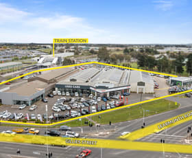 Showrooms / Bulky Goods commercial property for sale at 209-211 Gillies Street North Wendouree VIC 3355