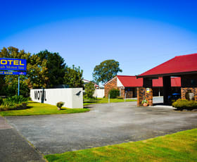 Hotel, Motel, Pub & Leisure commercial property sold at 422 Old Pacific Highway Karuah NSW 2324