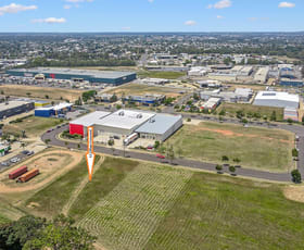 Factory, Warehouse & Industrial commercial property sold at 12 Lillian Crescent Kensington QLD 4670