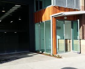 Showrooms / Bulky Goods commercial property leased at 3/98 Spencer Carrara QLD 4211