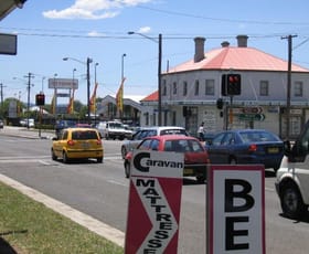 Showrooms / Bulky Goods commercial property leased at 2/123-125 Newcastle Road East Maitland NSW 2323