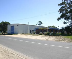 Factory, Warehouse & Industrial commercial property leased at 14 Dawson Street Sale VIC 3850