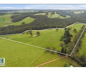 Rural / Farming commercial property sold at 214 Russell Creek Road Hill End VIC 3825