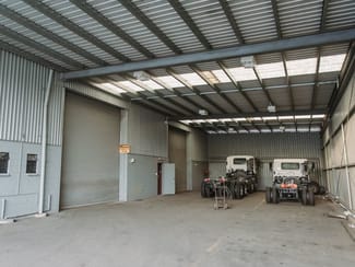 Factory, Warehouse & Industrial commercial property leased at 2/94 Boniface Street Archerfield QLD 4108