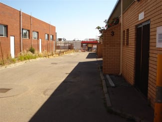Factory, Warehouse & Industrial commercial property leased at 2&3/229 Bank Street Welshpool WA 6106