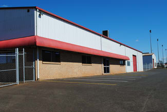 Showrooms / Bulky Goods commercial property leased at Shed 4, 388 Taylor Street Wilsonton QLD 4350 Showrooms / Bulky Goods commercial property leased at Shed 4, 388 Taylor Street Wilsonton QLD 4350