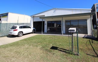 Factory, Warehouse & Industrial commercial property leased at 3-5 Muir Street Portsmith QLD 4870
