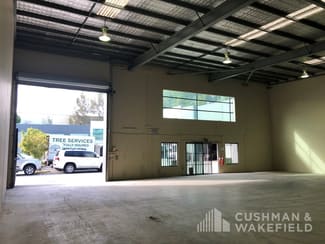 Factory, Warehouse & Industrial commercial property leased at 5/28 Expo Court Ashmore QLD 4214