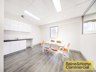 Offices commercial property leased at Spring Hill QLD 4000