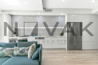 Shop & Retail commercial property leased at 8/23 Roger Street Brookvale NSW 2100 Shop & Retail commercial property leased at 8/23 Roger Street Brookvale NSW 2100