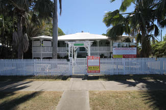 Medical / Consulting commercial property leased at 180 DENHAM STREET Allenstown QLD 4700