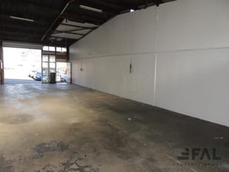 Factory, Warehouse & Industrial commercial property leased at Unit  3/500 Seventeen Mile Rocks Road Seventeen Mile Rocks QLD 4073