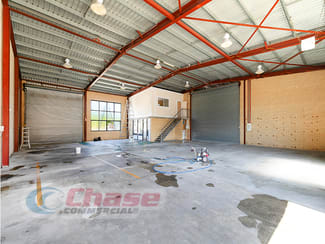 Factory, Warehouse & Industrial commercial property leased at 52 Aquarium Avenue Hemmant QLD 4174