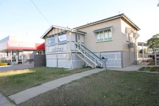 Showrooms / Bulky Goods commercial property leased at 100 GEORGE STREET Rockhampton City QLD 4700