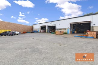 Showrooms / Bulky Goods commercial property leased at Dock 3 & 4/3 Welder Road Seven Hills NSW 2147 Showrooms / Bulky Goods commercial property leased at Dock 3 & 4/3 Welder Road Seven Hills NSW 2147