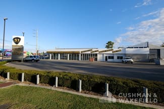 Showrooms / Bulky Goods commercial property leased at 51 Ferry Road Southport QLD 4215 Showrooms / Bulky Goods commercial property leased at 51 Ferry Road Southport QLD 4215