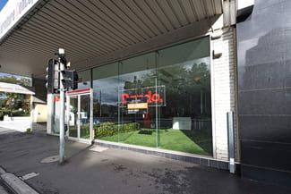 Showrooms / Bulky Goods commercial property leased at 656 Bridge Road Richmond VIC 3121