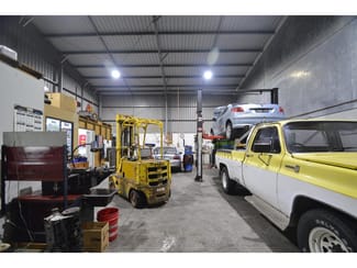 Factory, Warehouse & Industrial commercial property leased at (Unit 4)/15 Glenwood Drive Thornton NSW 2322 Factory, Warehouse & Industrial commercial property leased at (Unit 4)/15 Glenwood Drive Thornton NSW 2322
