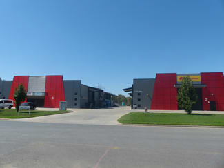 Factory, Warehouse & Industrial commercial property leased at 4/32 Fallon Street North Albury NSW 2640 Factory, Warehouse & Industrial commercial property leased at 4/32 Fallon Street North Albury NSW 2640