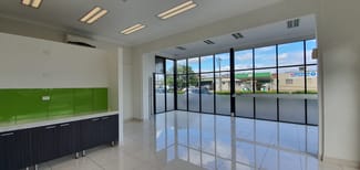 Showrooms / Bulky Goods commercial property leased at 2/9-15 Ellen Street Wollongong NSW 2500