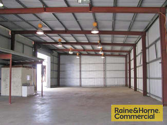 Factory, Warehouse & Industrial commercial property leased at 2/25-27 Robson Street Clontarf QLD 4019