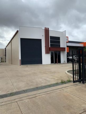 Factory, Warehouse & Industrial commercial property leased at Unit  2/5 Katherine Drive Ravenhall VIC 3023