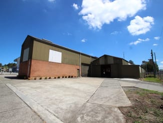 Factory, Warehouse & Industrial commercial property leased at 2/5 Glastonbury Avenue Unanderra NSW 2526 Factory, Warehouse & Industrial commercial property leased at 2/5 Glastonbury Avenue Unanderra NSW 2526