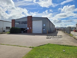 Showrooms / Bulky Goods commercial property leased at 23 Suscatand Street Rocklea QLD 4106 Showrooms / Bulky Goods commercial property leased at 23 Suscatand Street Rocklea QLD 4106