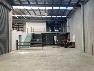 Showrooms / Bulky Goods commercial property leased at 1/17-19 Steel Street Capalaba QLD 4157 Showrooms / Bulky Goods commercial property leased at 1/17-19 Steel Street Capalaba QLD 4157