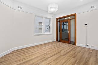 Offices commercial property leased at 6/135-137 Crown Street Wollongong NSW 2500