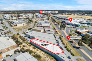 Showrooms / Bulky Goods commercial property leased at 3/1924 Beach Road Malaga WA 6090