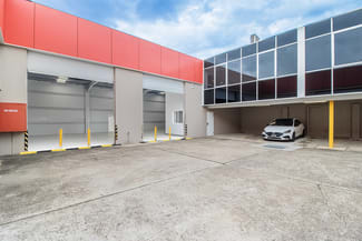 Showrooms / Bulky Goods commercial property leased at Unit 4/12 Verrell Street Wetherill Park NSW 2164